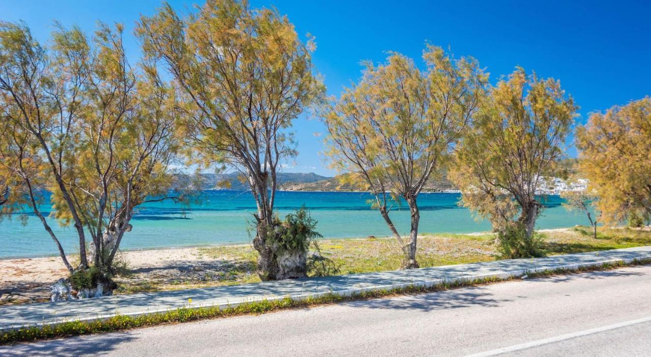 Nikos Sea View Apartments Адамас Екстер'єр фото