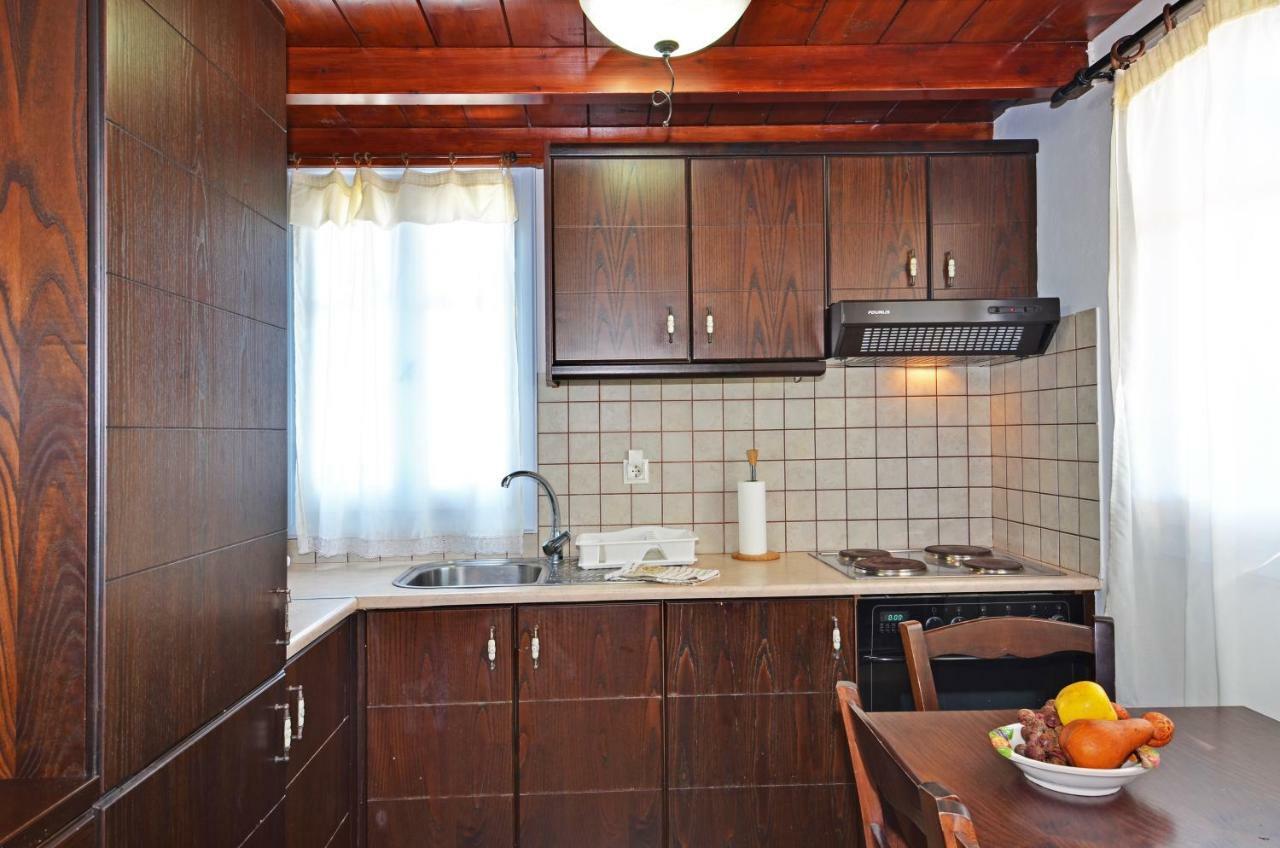 Nikos Sea View Apartments Адамас Екстер'єр фото
